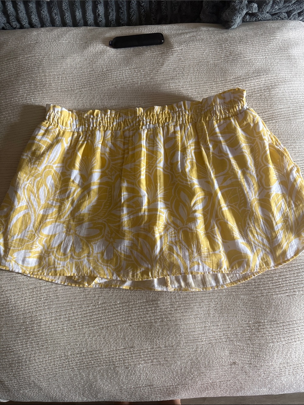 Old Navy Yellow and White Floral Mini Skirt